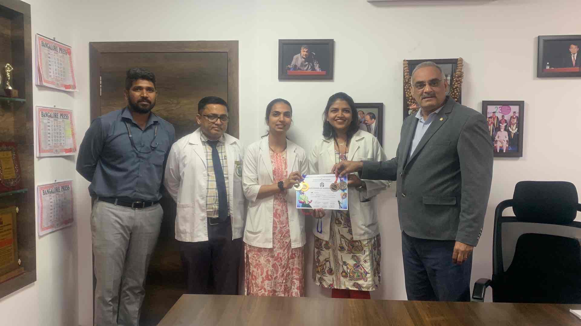 Jeewan Prasad Mehta receiving Chess Gold Medal